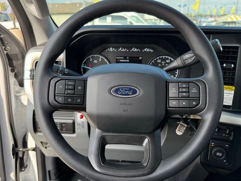 New 2024 Ford F450 XL image 28