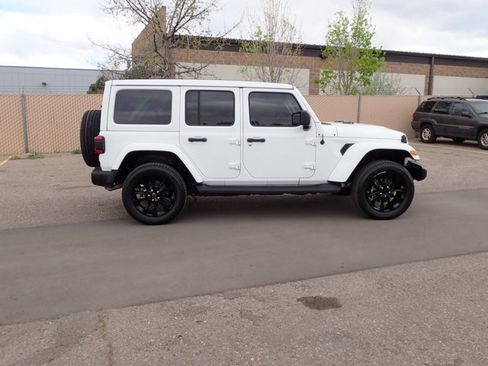 Used 2023 Jeep Wrangler Sahara image 5