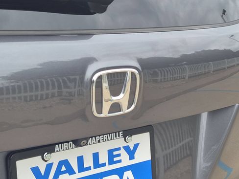 Used 2016 Honda Pilot Touring image 31
