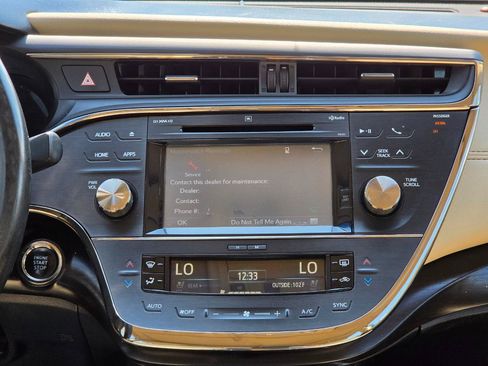 Used 2017 Toyota Avalon Limited FWD image 16