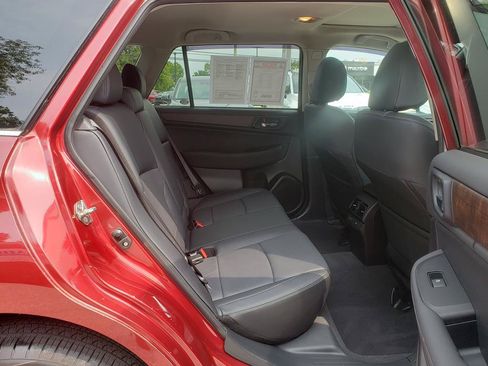 Used 2017 Subaru Outback 2.5i Limited AWD/4WD image 16