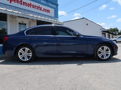 Used 2018 BMW 330i Sedan RWD image 4
