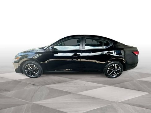 Used 2025 Nissan Sentra SV FWD image 5