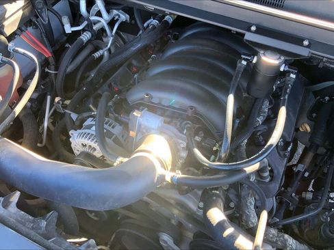 Used 2019 GMC Yukon XL Denali w/ Open Road Package image 32