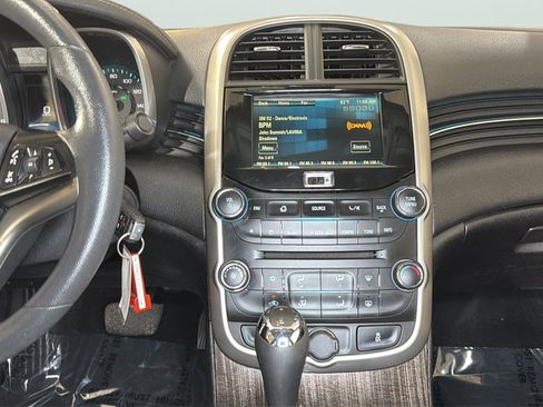 Used 2015 Chevrolet Malibu LT w/ Power Convenience Package FWD image 15