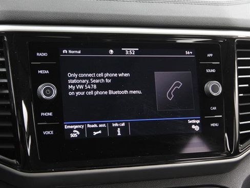 Used 2023 Volkswagen Atlas SE w/ Panoramic Sunroof Package image 11