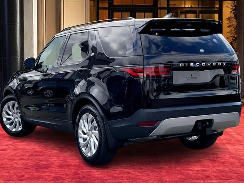 New 2025 Land Rover Discovery S AWD/4WD image 2