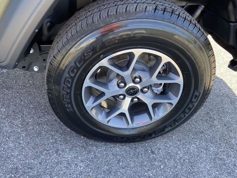 Used 2025 Jeep Wrangler Sport image 29