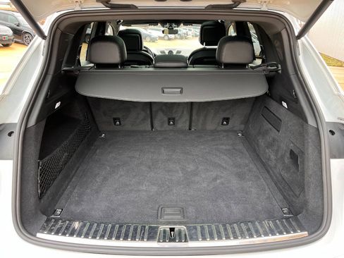 Used 2020 Porsche Cayenne image 22