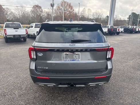 New 2026 Ford Explorer Active w/ Active Comfort Package image 4