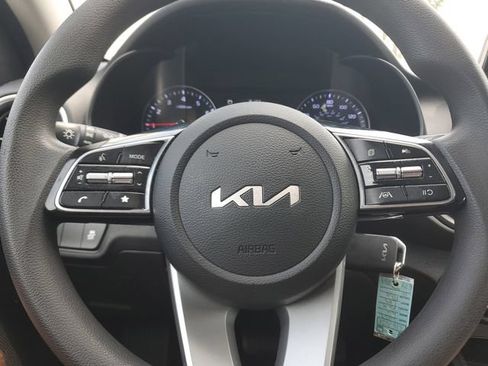 Certified 2023 Kia Forte LXS FWD image 21