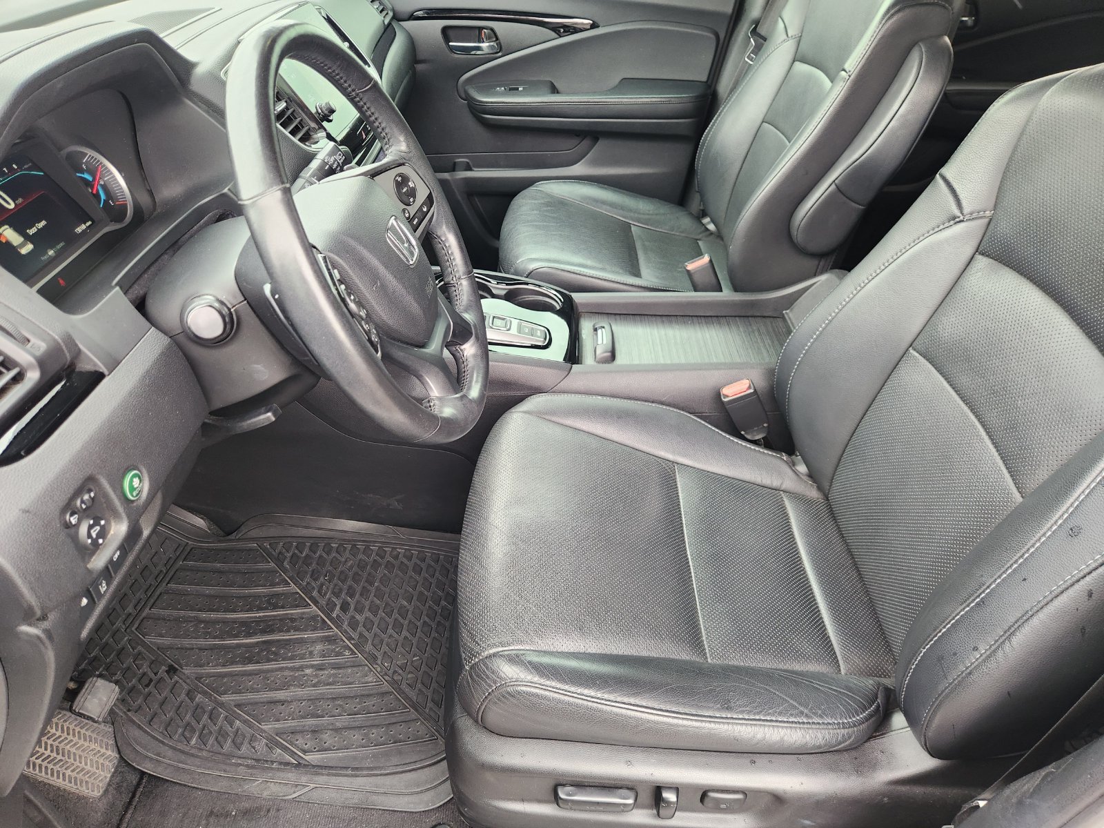 Used 2019 Honda Pilot Elite image 16