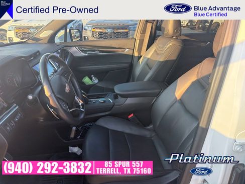 Used 2023 Cadillac XT6 Sport w/ Technology Package AWD/4WD image 6