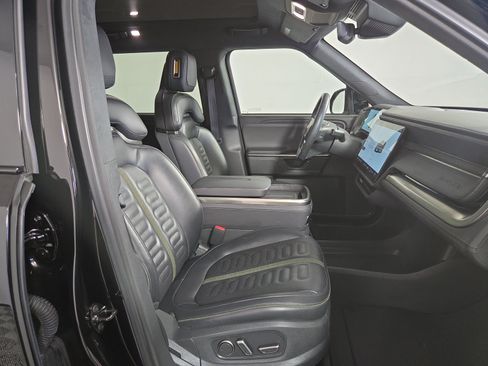 Used 2025 Rivian R1S Adventure AWD/4WD image 24