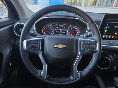 Used 2024 Chevrolet Blazer LT FWD image 19