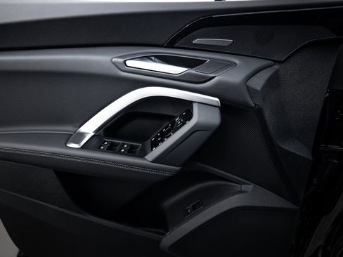 New 2025 Audi Q5 2.0T Premium Plus image 13