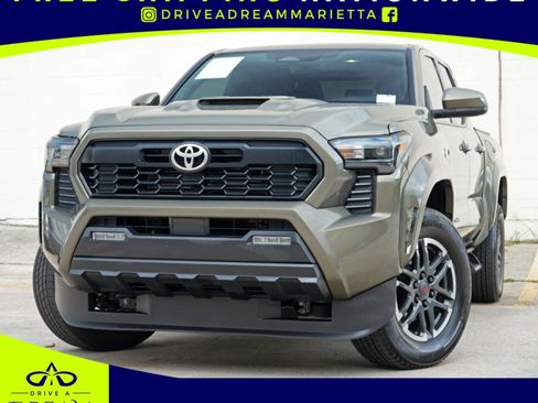 Used 2024 Toyota Tacoma TRD Sport RWD image 1