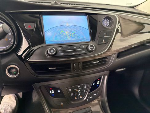 Used 2020 Buick Envision Essence FWD image 14