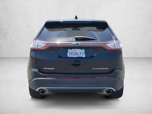 Used 2016 Ford Edge Titanium FWD image 7