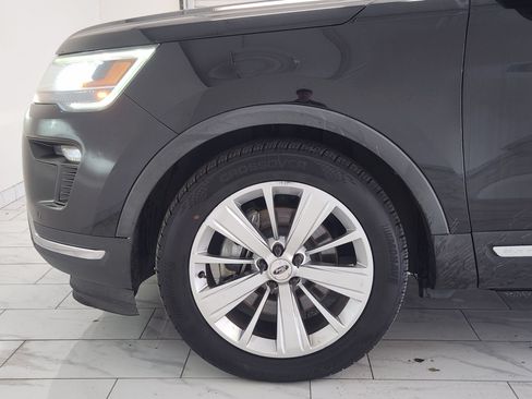 Used 2019 Ford Explorer Limited w/ Class III Trailer Tow Package FWD image 8