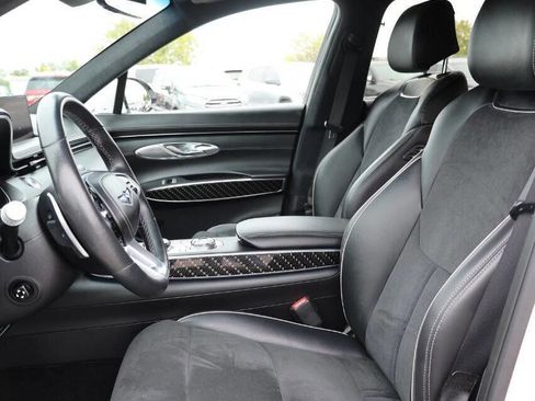 Used 2022 Genesis GV70 3.5T Sport w/ Sport Prestige Package image 12