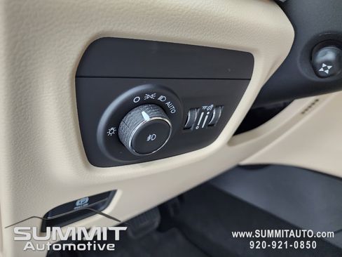 New 2025 Jeep Grand Cherokee Limited w/ Luxury Tech Group II image 50