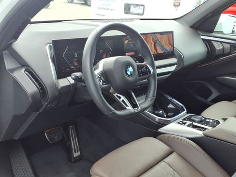 Used 2025 BMW X3 xDrive30i w/ M Sport Package AWD/4WD image 9