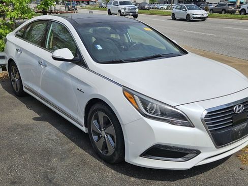 Used 2017 Hyundai Sonata Limited w/ Ultimate Package 02 image 1