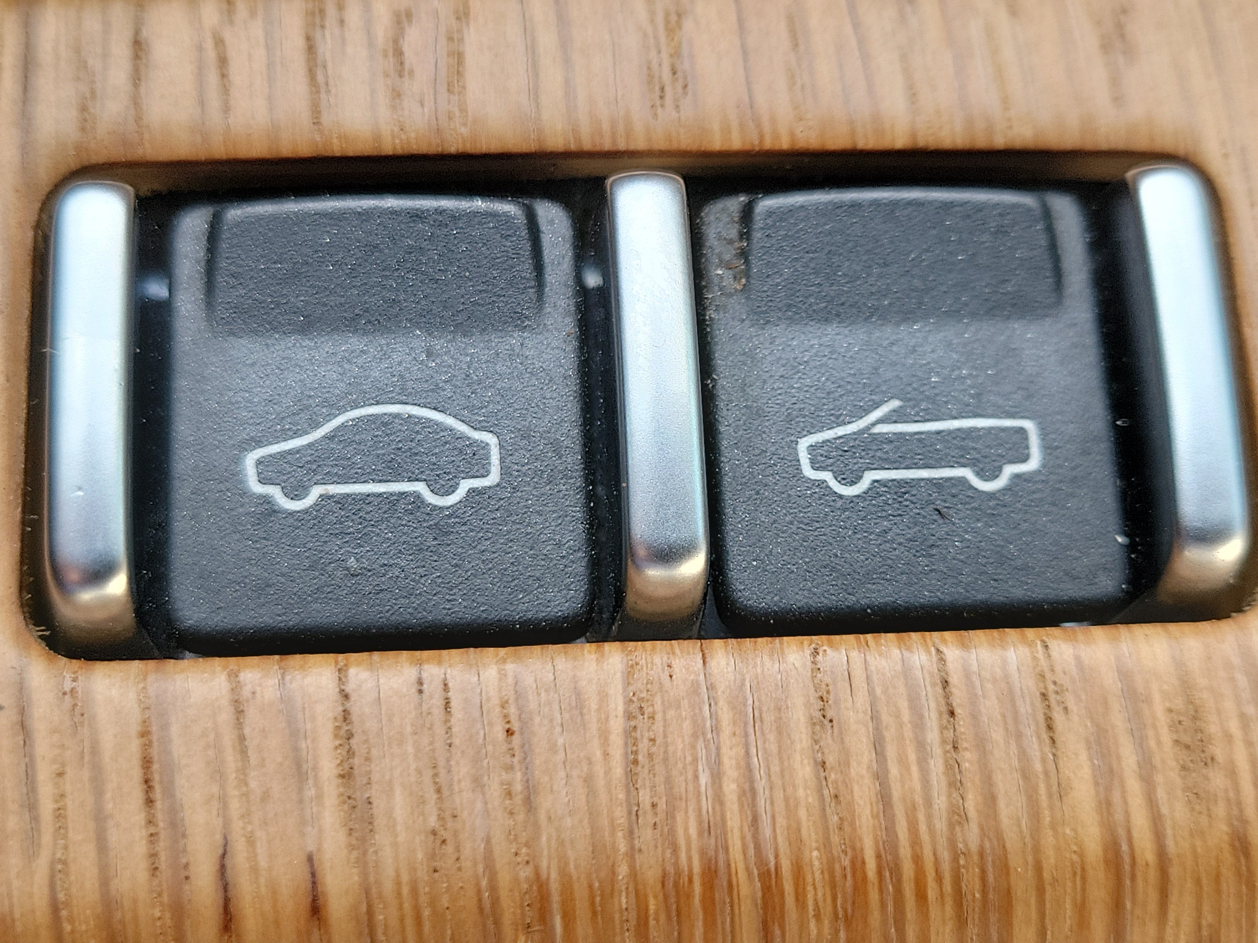 Used 2008 Volvo C70 T5 FWD image 27