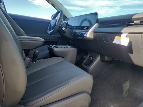 New 2026 Hyundai Ioniq 5 SEL image 17