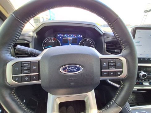 Used 2024 Ford Expedition Max XLT AWD/4WD image 13