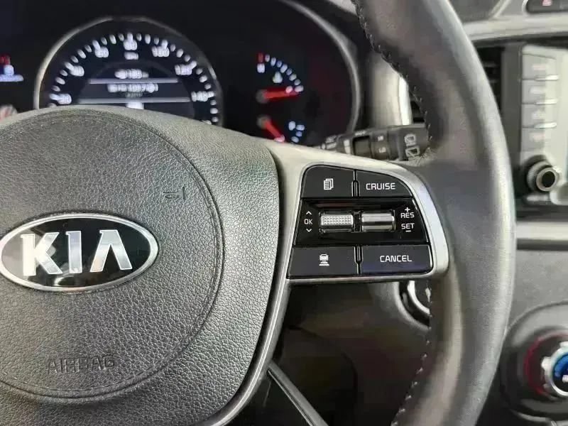 Used 2019 Kia Sorento EX AWD/4WD image 26