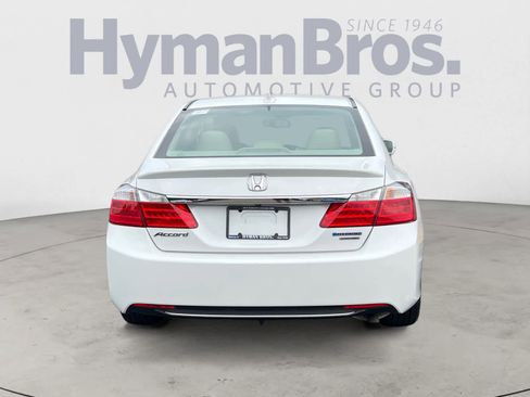 Used 2015 Honda Accord Touring image 4