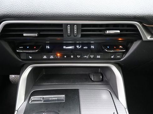 Certified 2024 MAZDA CX-90 3.3 Turbo w/ Preferred Package image 13