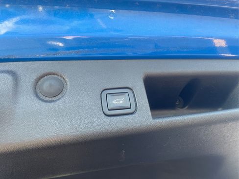 Used 2024 Chevrolet Equinox LT AWD/4WD image 24