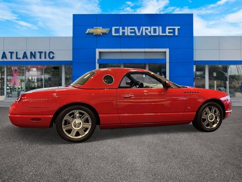 Used 2004 Ford Thunderbird image 4
