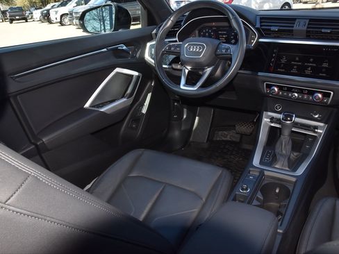 Used 2023 Audi Q3 2.0T Premium w/ Convenience Package image 15
