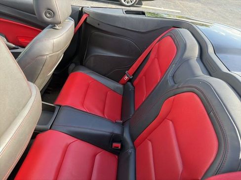 Used 2022 Chevrolet Camaro LT image 7