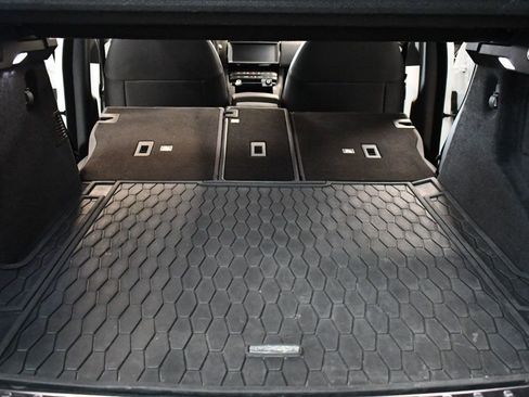 Used 2020 Jaguar F-PACE Premium image 69