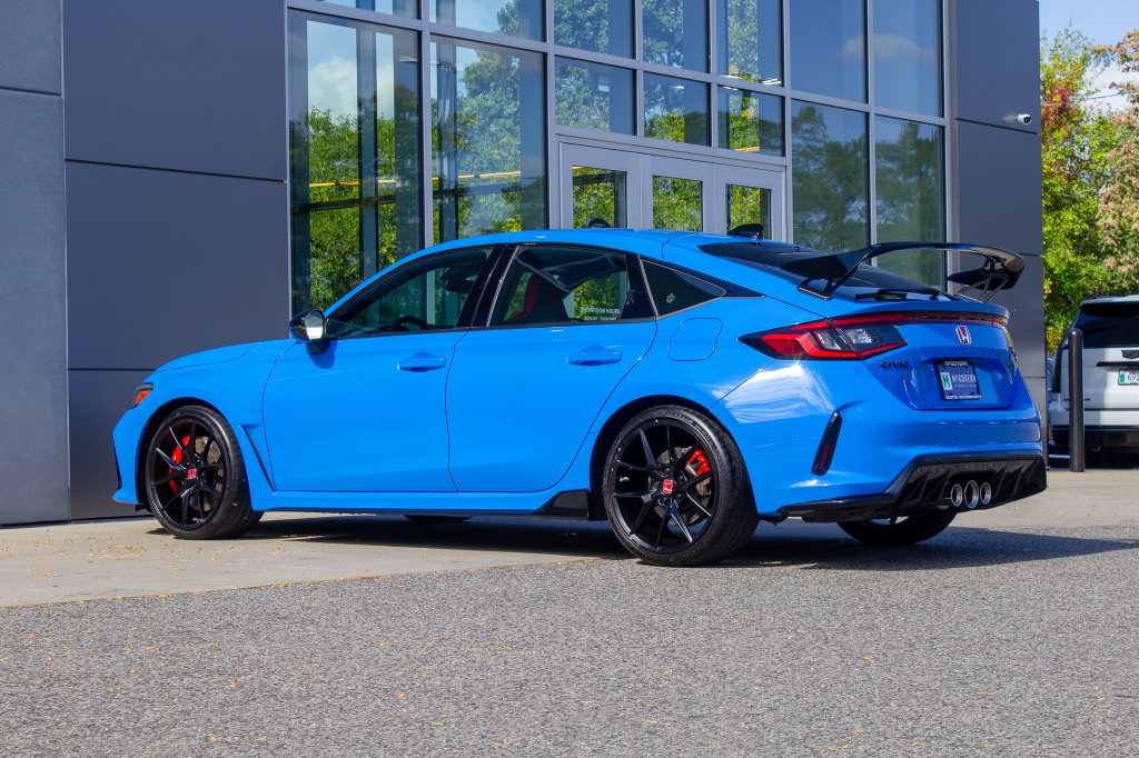 Used 2025 Honda Civic Type R image 8
