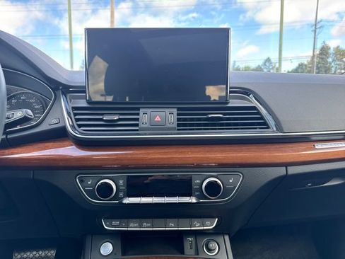 Used 2023 Audi Q5 2.0T Premium w/ Convenience Package AWD/4WD image 22