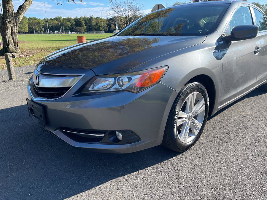 Used 2013 Acura ILX w/ Technology Package FWD image 5