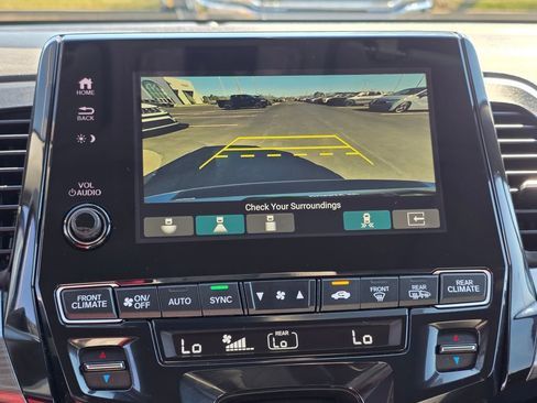 Used 2024 Honda Odyssey Elite image 23