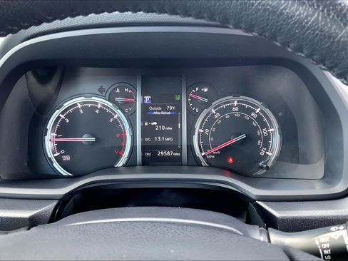 Used 2023 Toyota 4Runner Limited RWD image 17