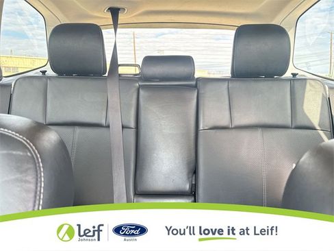 Used 2017 Subaru Forester 2.5i Touring w/ Protection Package #2 image 29