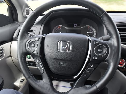 Certified 2018 Honda Ridgeline RTL-E image 16