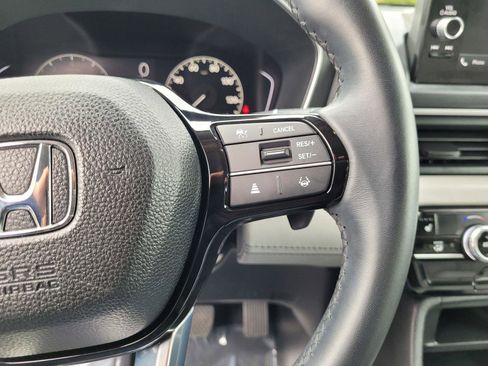 Used 2023 Honda Pilot EX-L image 32