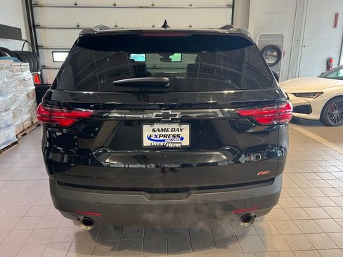 Used 2023 Chevrolet Traverse RS AWD/4WD image 8