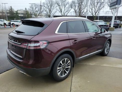 Used 2023 Lincoln Nautilus AWD w/ Premium Package image 11