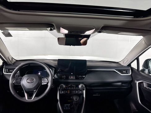 Used 2025 Toyota RAV4 XLE Premium w/ Weather Package AWD/4WD image 12
